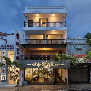 Cafe Aroma 4*, Kandy Sri Lanka