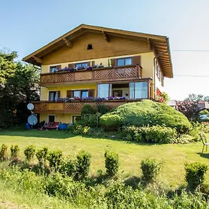 https://haus-steiner.saalbachhinterglemmhotels.com