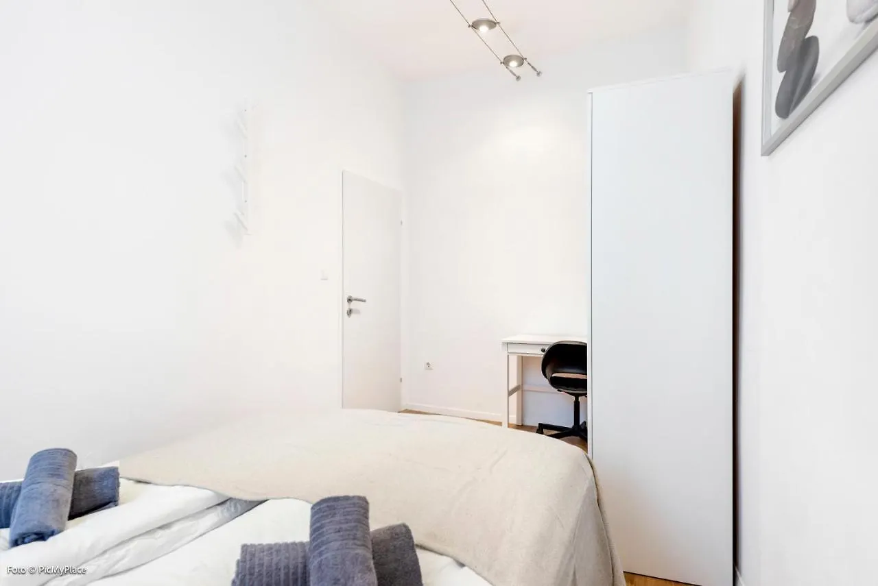 Hostel Nice Central City Room Wenen