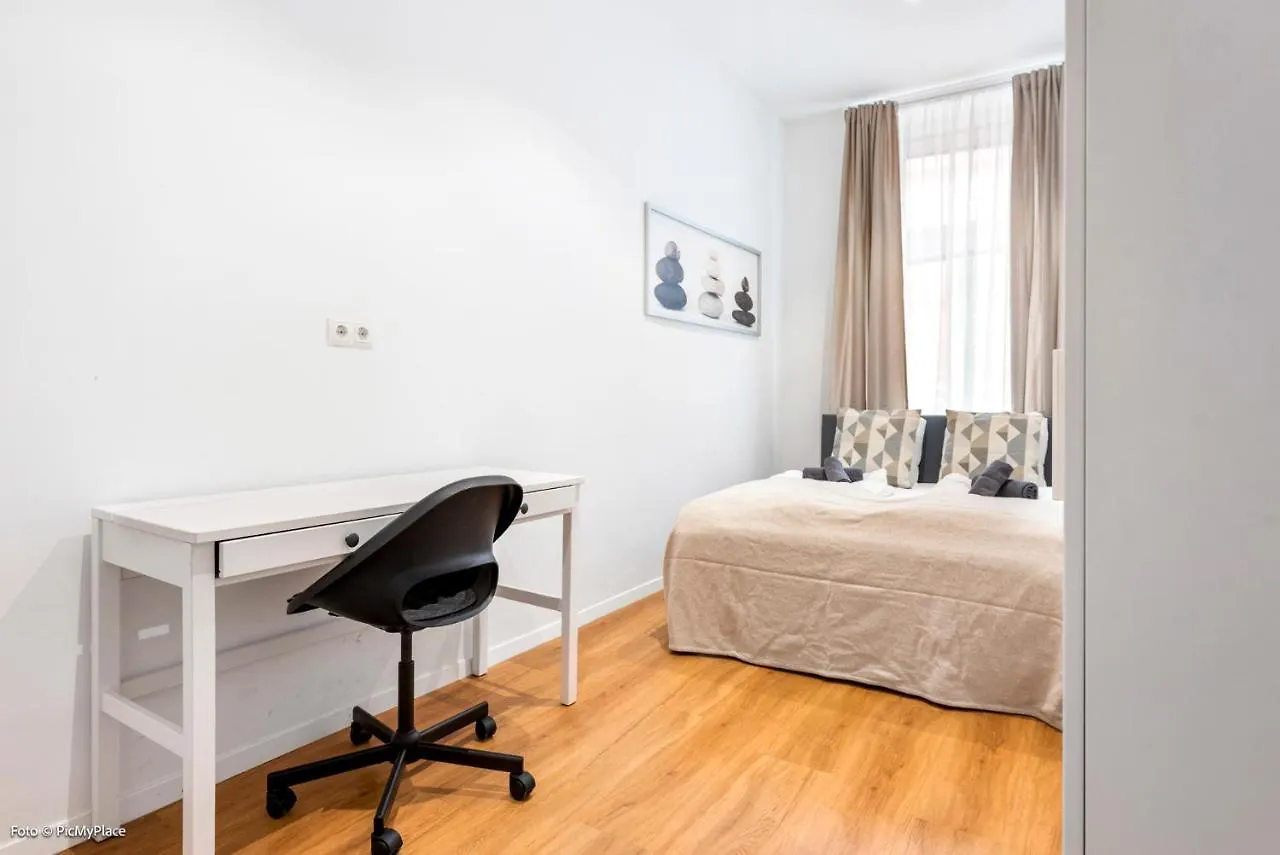 Nice Central City Room Viena