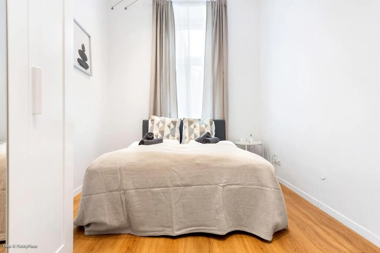 Hostal Nice Central City Room Viena