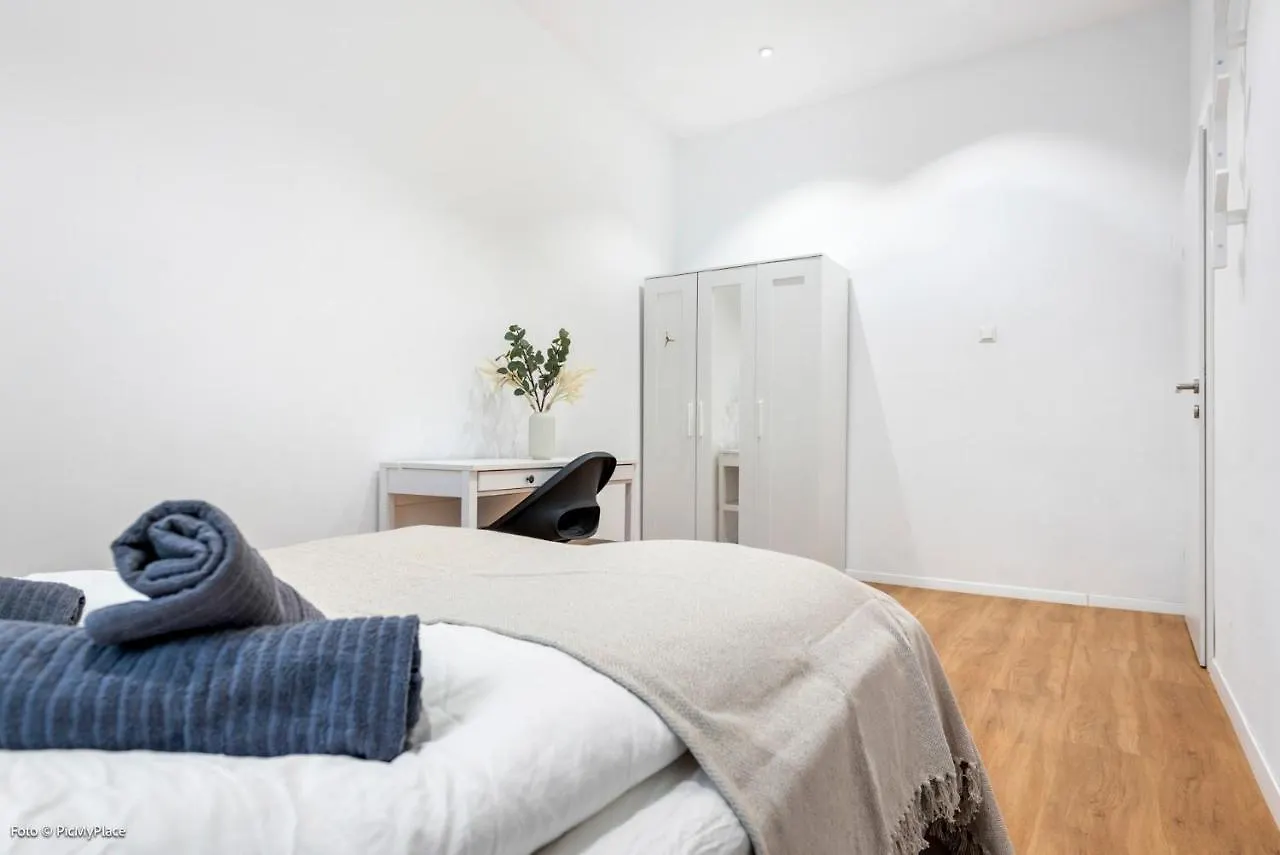 Hostal Nice Central City Room Viena