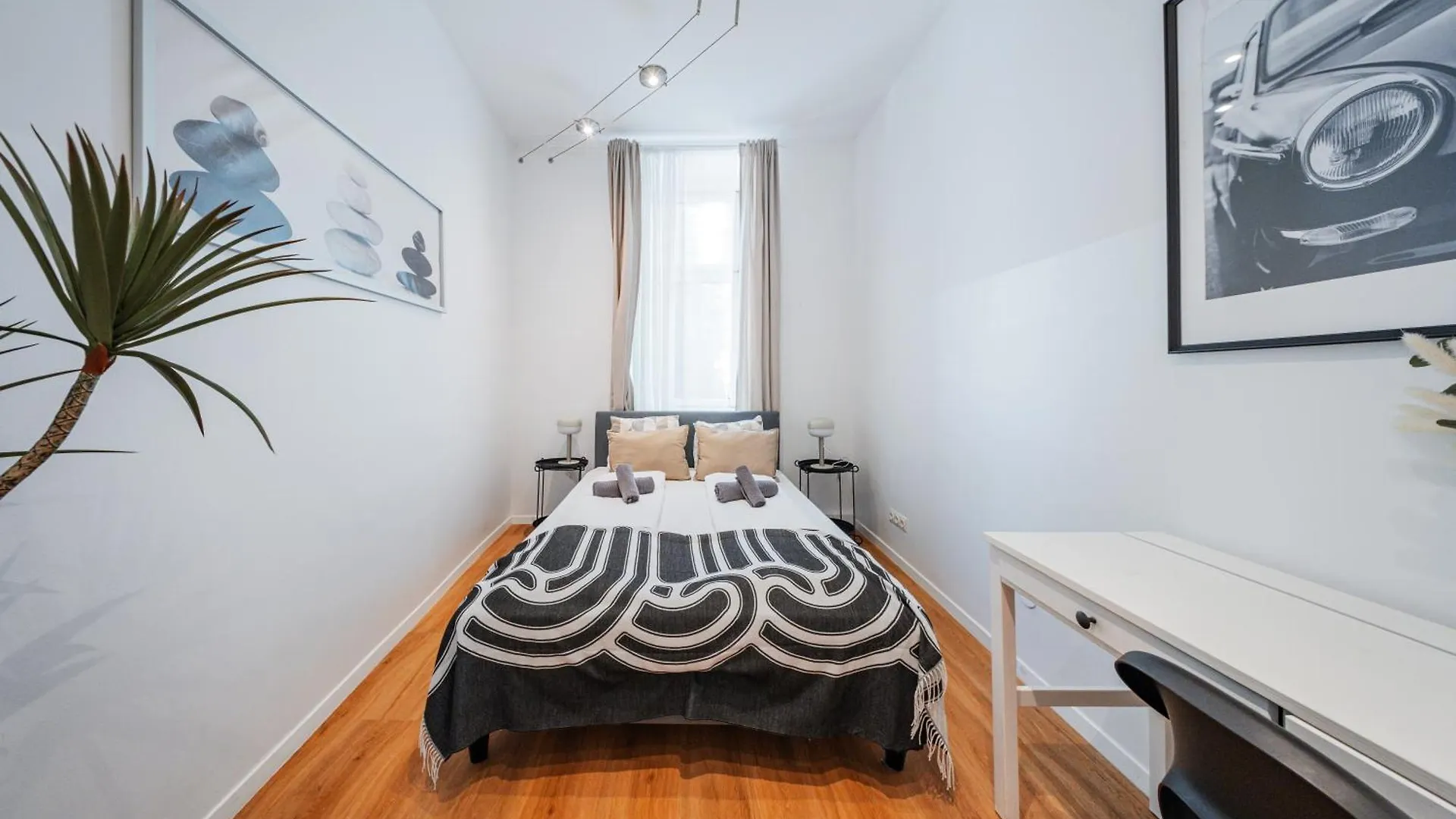 Nice Central City Room Viena